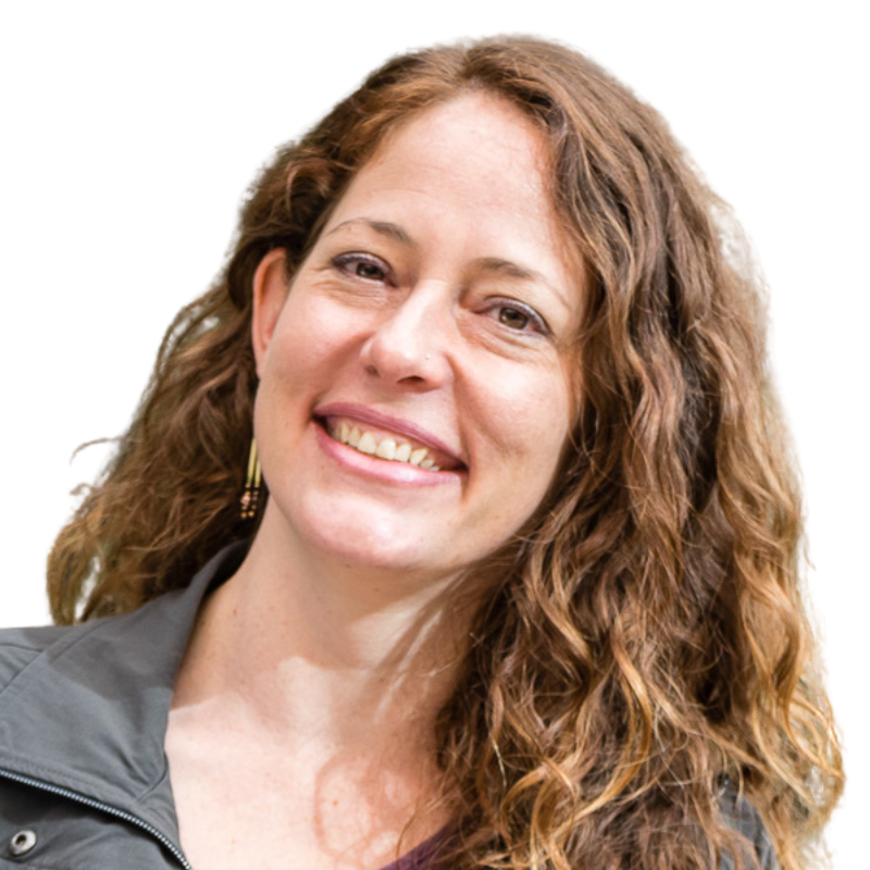 Five Ways to Get Free Accommodations Around the World and Being a Professional Hobo for 12 Years with Nora Dunn (Ep 136)