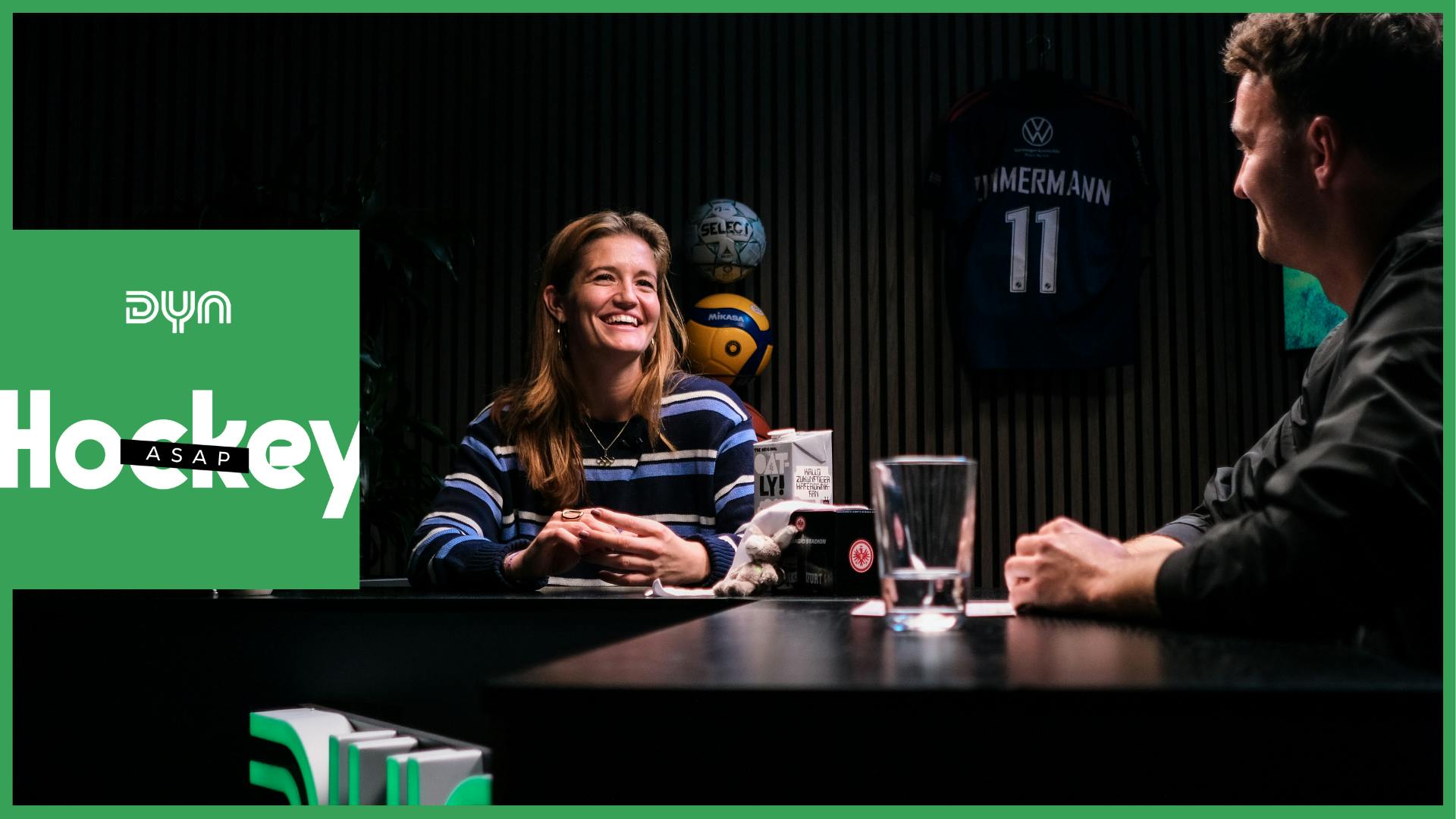 ASAP Hockey mit Sonja Zimmermann - "Ich mag einfach diese Drucksituationen" ASAP Hockey mit Sonja Zimmermann - "Ich mag einfach diese Drucksituationen"