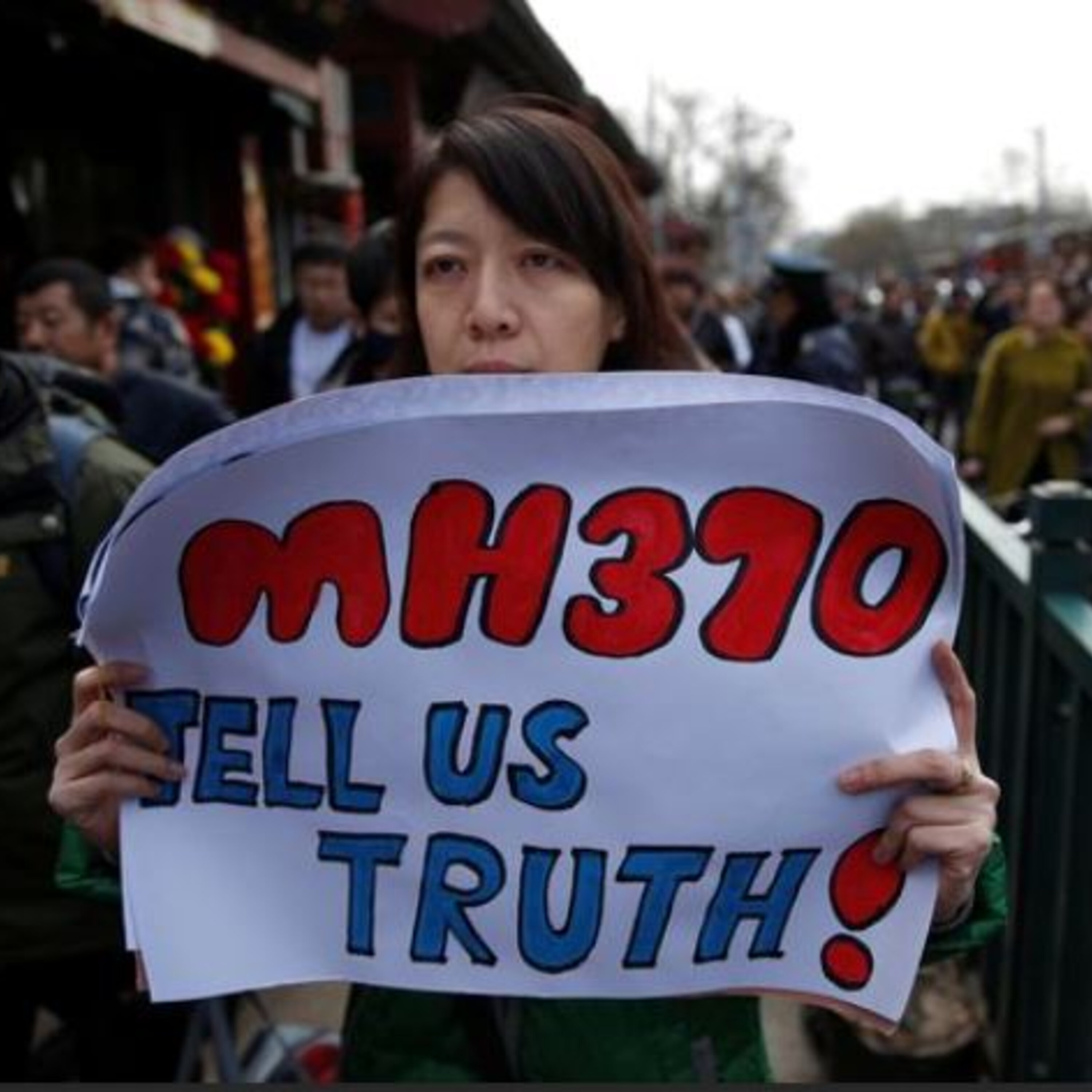 MISSING : Flight MH370 -  A Searchers Podcast