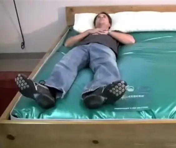 Where Did All The Waterbeds Go? episode artwork