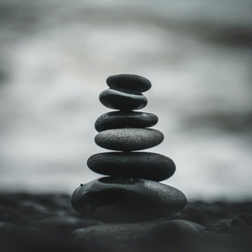 S10E1—Simplicity: Can Our Devices Lead to Virtue? S10E1—Simplicity: Can Our Devices Lead to Virtue?