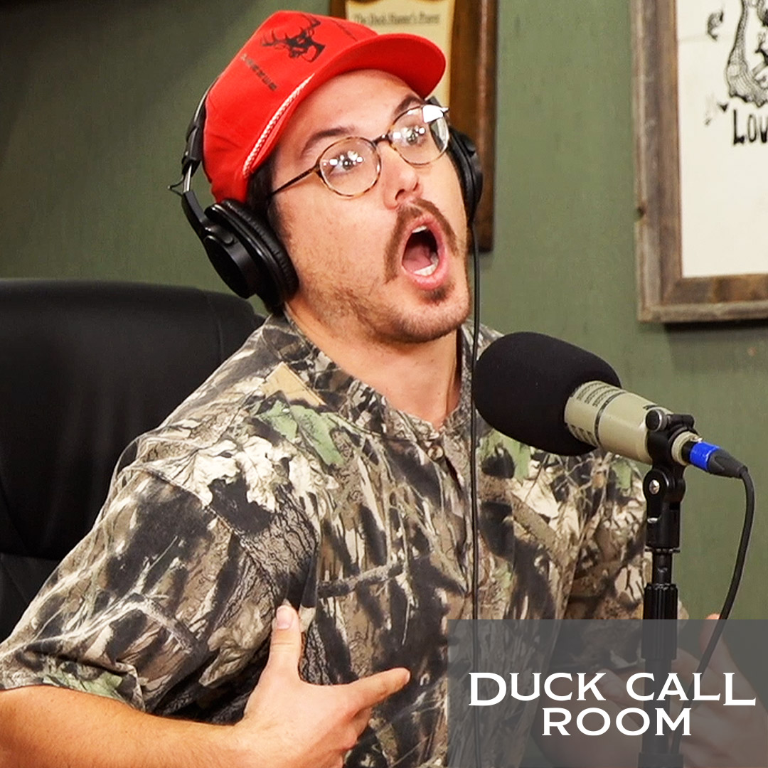 Uncle Si Loses it Over Jacob Mayo's Embarrassing Thai Massage