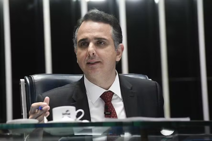 Pacheco condiciona futuro político a alianças nacionais de MDB e União Brasil episode artwork