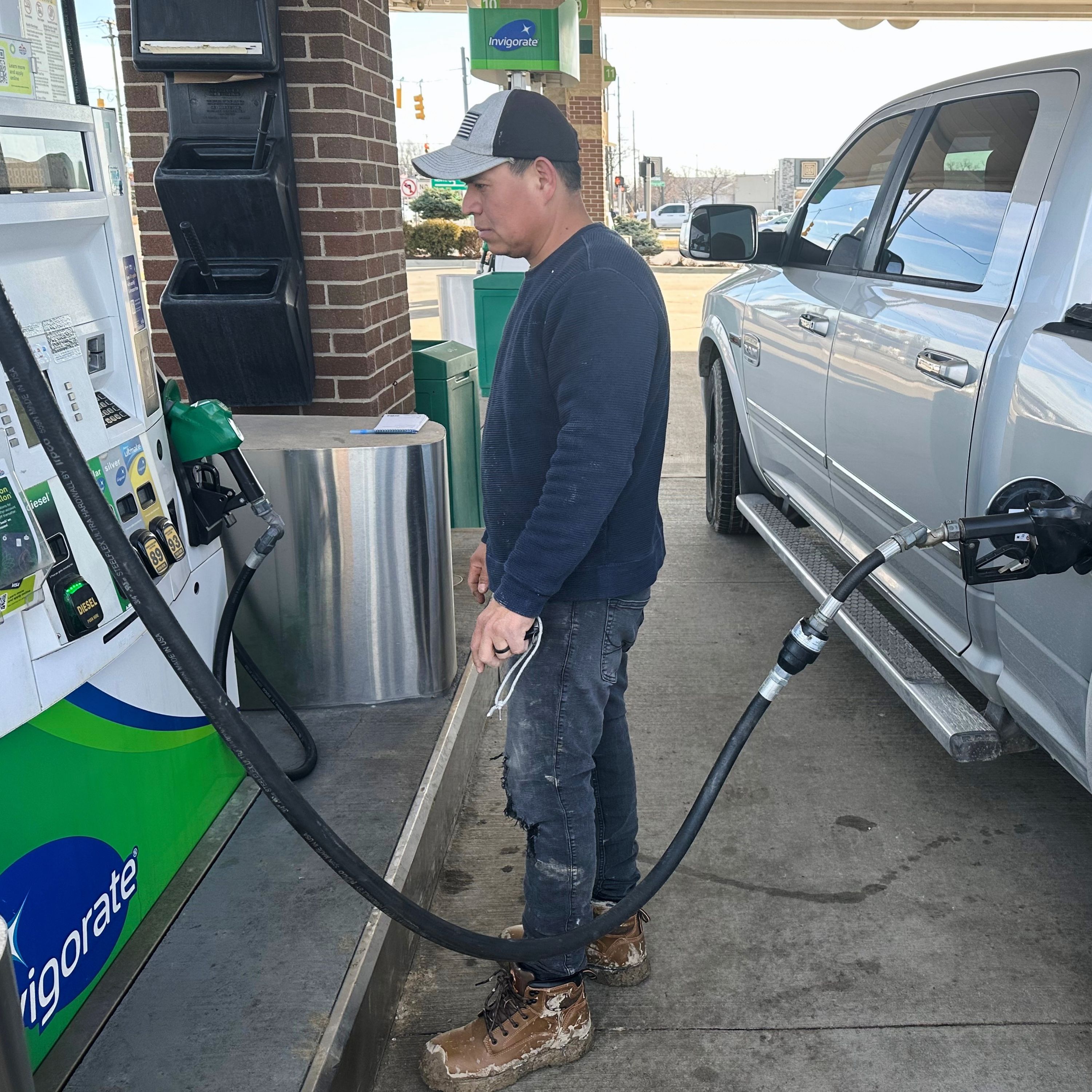 Gas Prices Surge in U.S. as Oil Hits $100