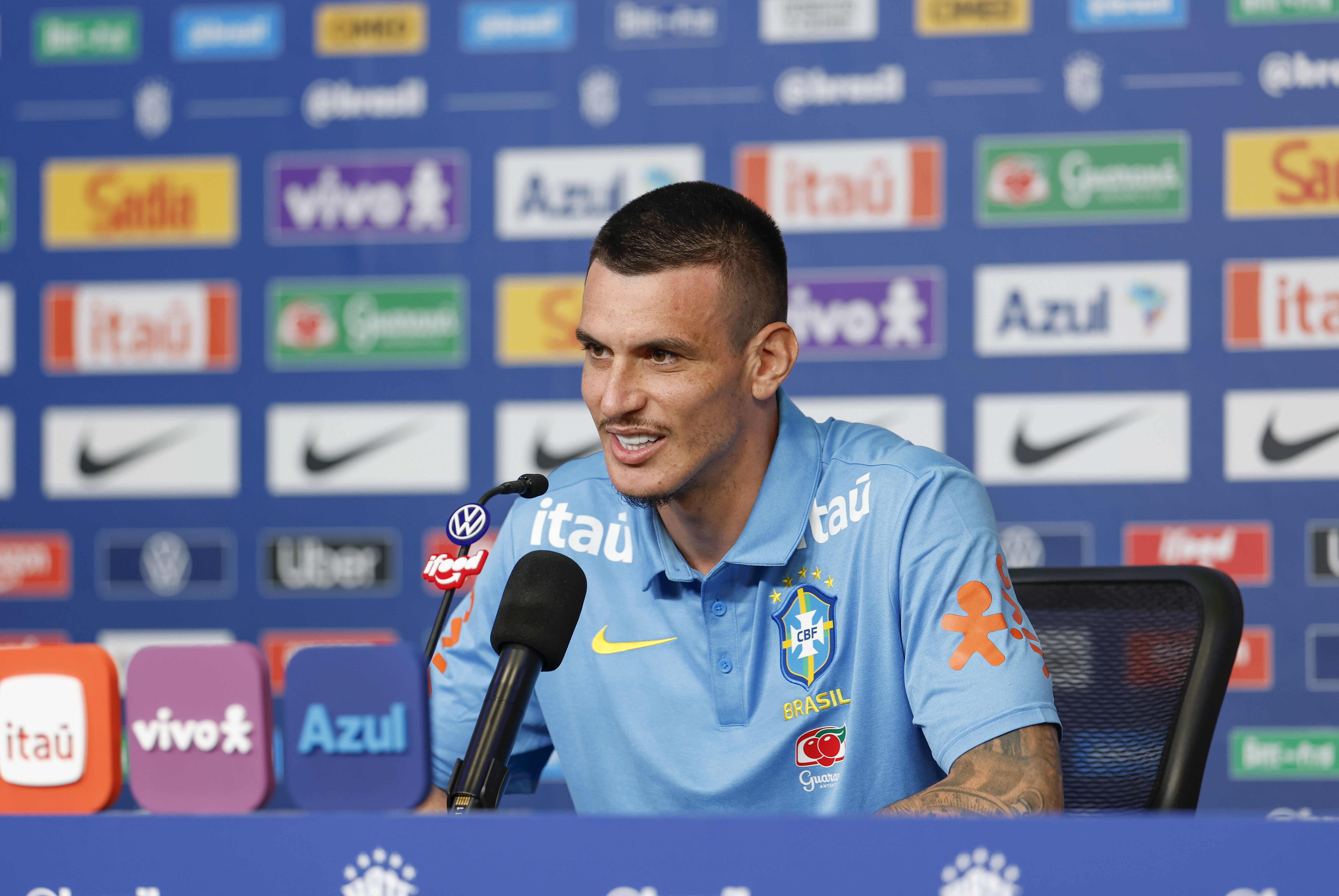 Ibañez evita confirmar se será titular na estreia do Brasil na Copa do Mundo: 'dá ruim para mim depois' episode artwork