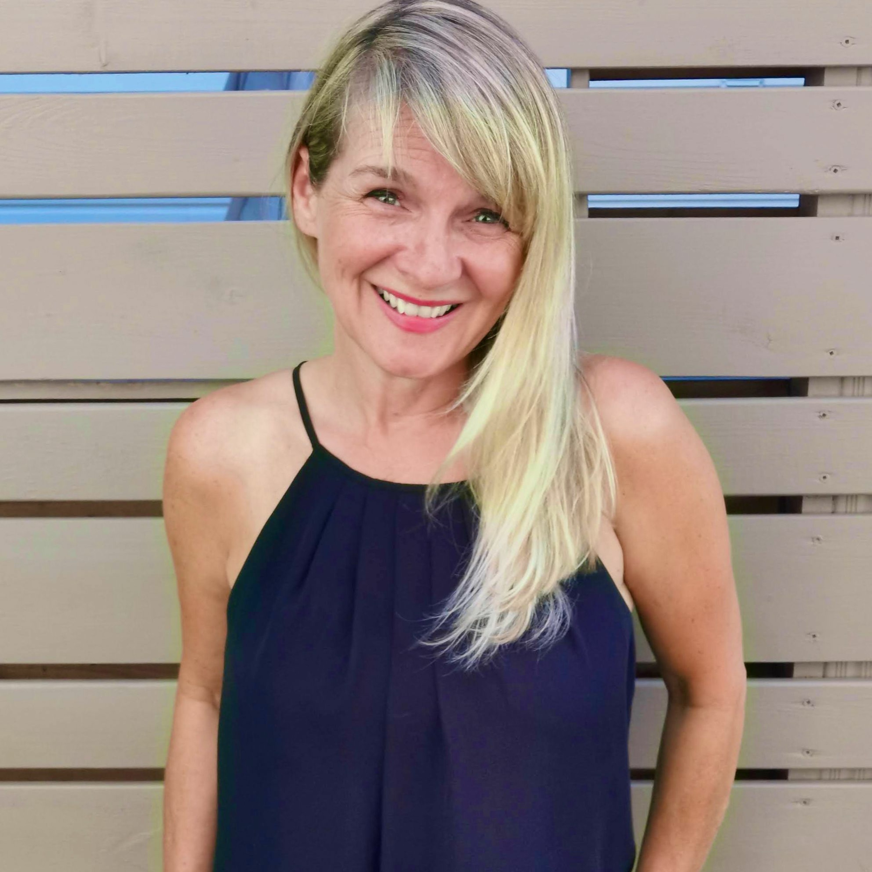 Cash in the Hands of The Homeless, Entrepreneur Inspiration, Cleaning Your Space and More