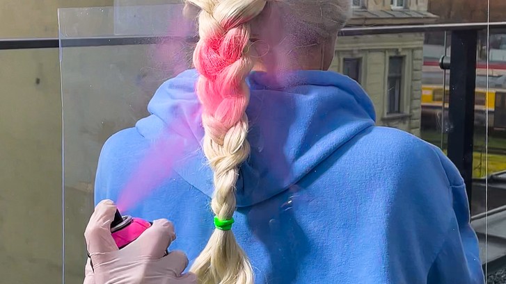Creating a mermaid hairstyle in no time! episode artwork
