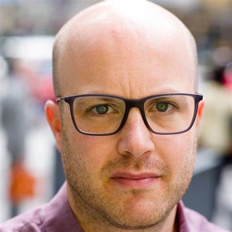 David Enrich, "Murder the Truth"