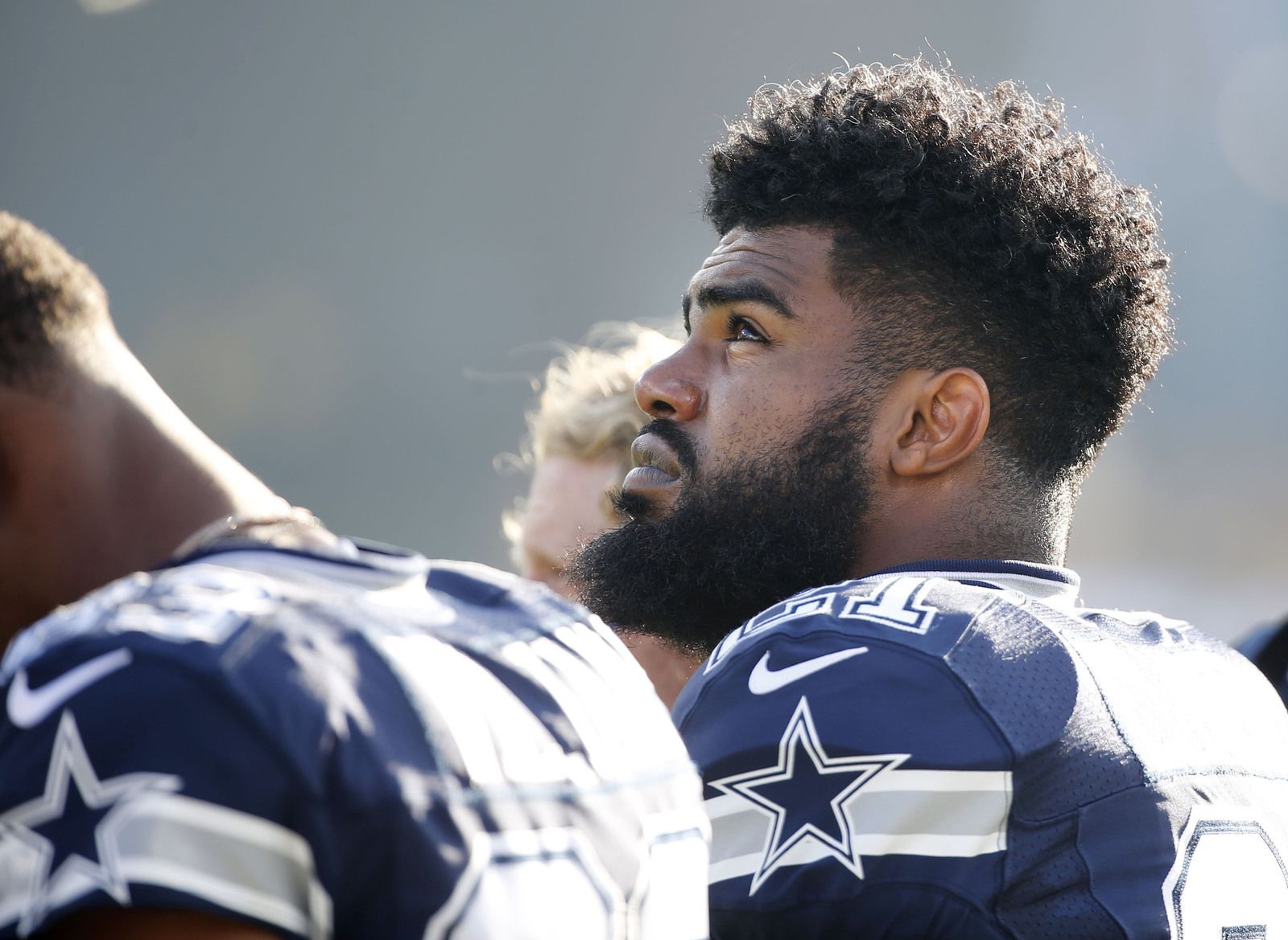 How will the Cowboys handle  Ezekiel Elliott's 6 game suspension? episode artwork