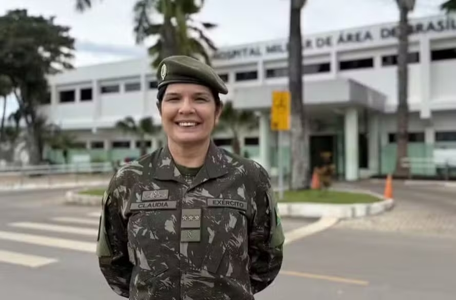 Exército brasileiro passa a ter primeira mulher general da história; solenidade ocorreu nesta quarta-feira (1)