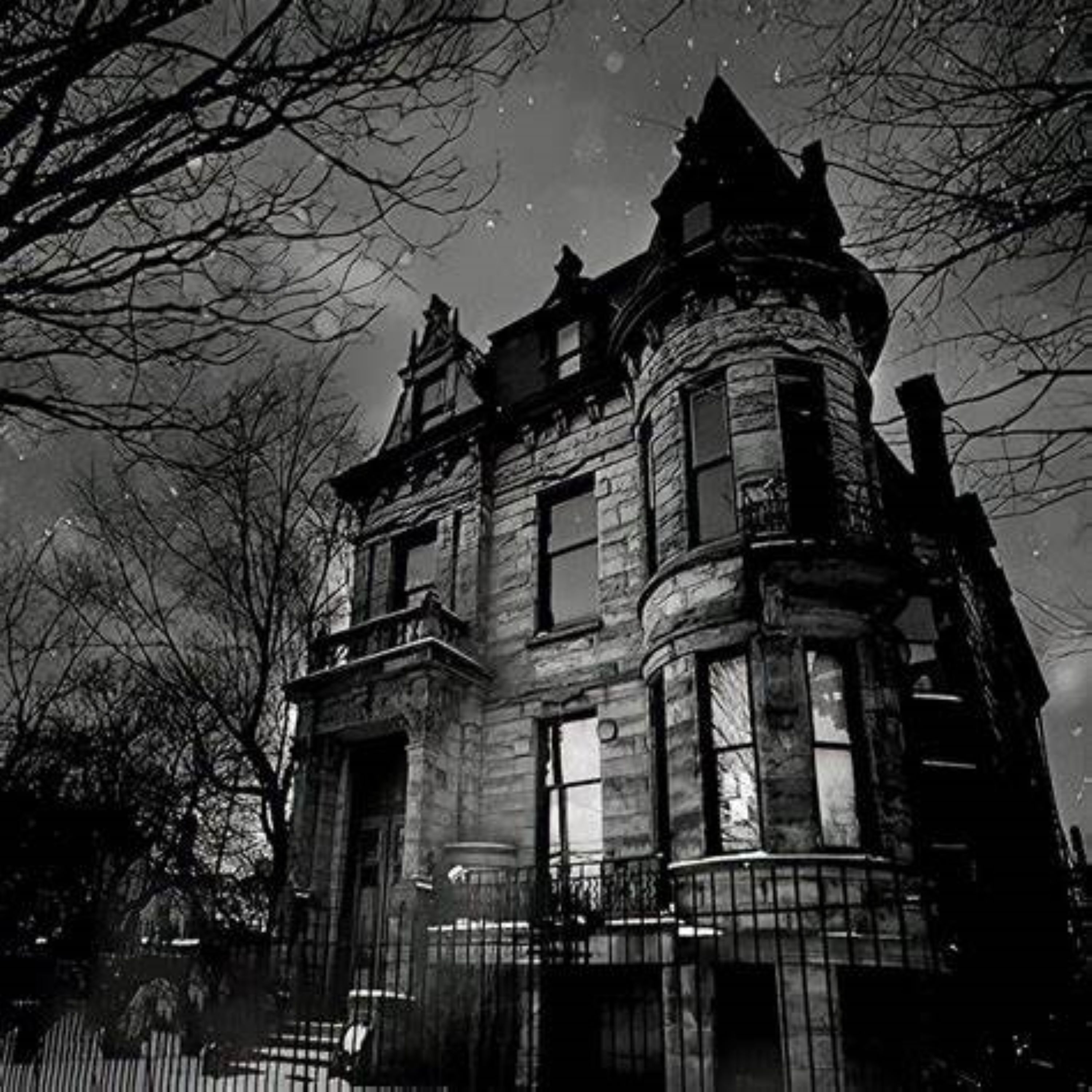 Haunted House of Horrors - A True Hauntings Podcast