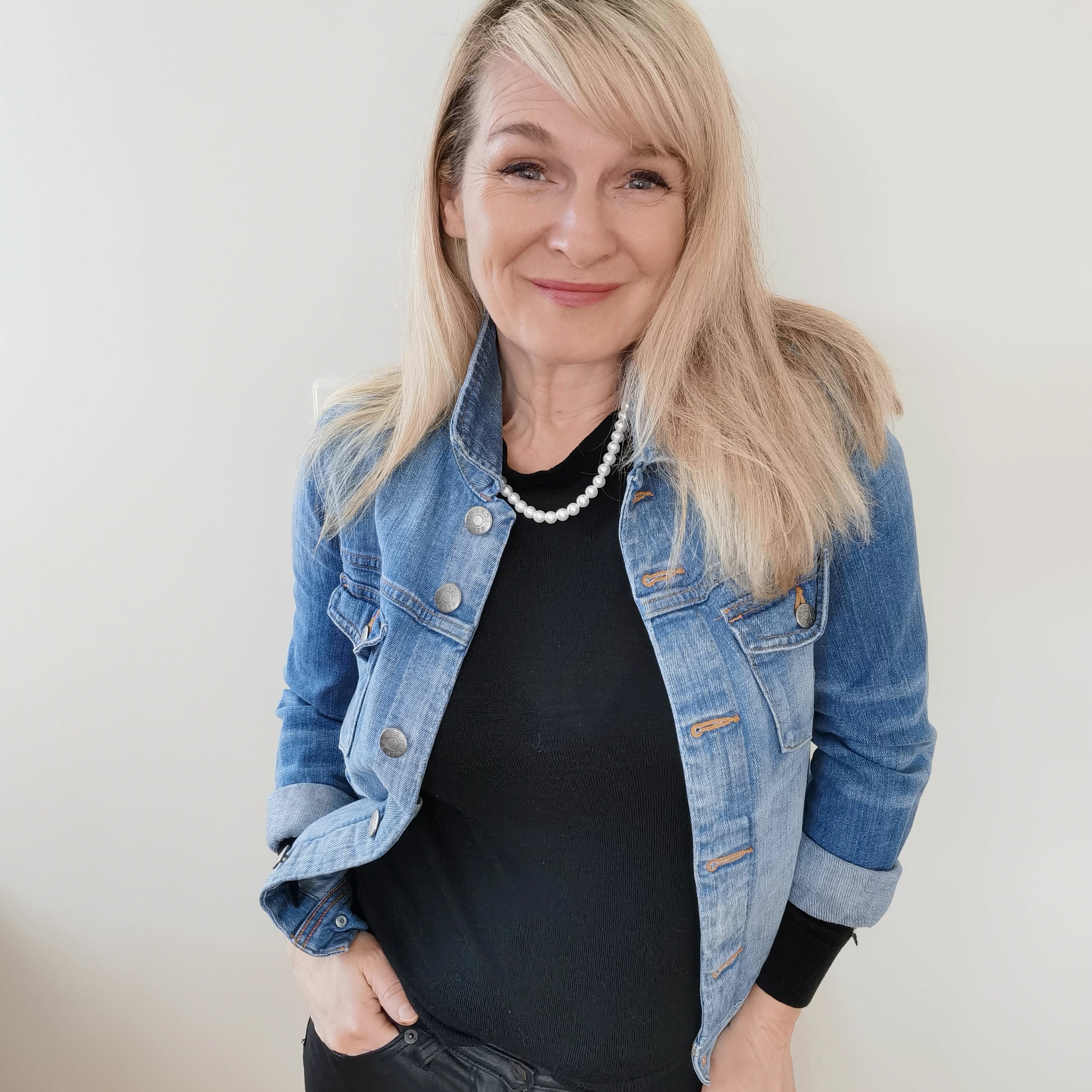 Unschooling Rules, The Little Things, Gut Health, Suspended Disbelief and More