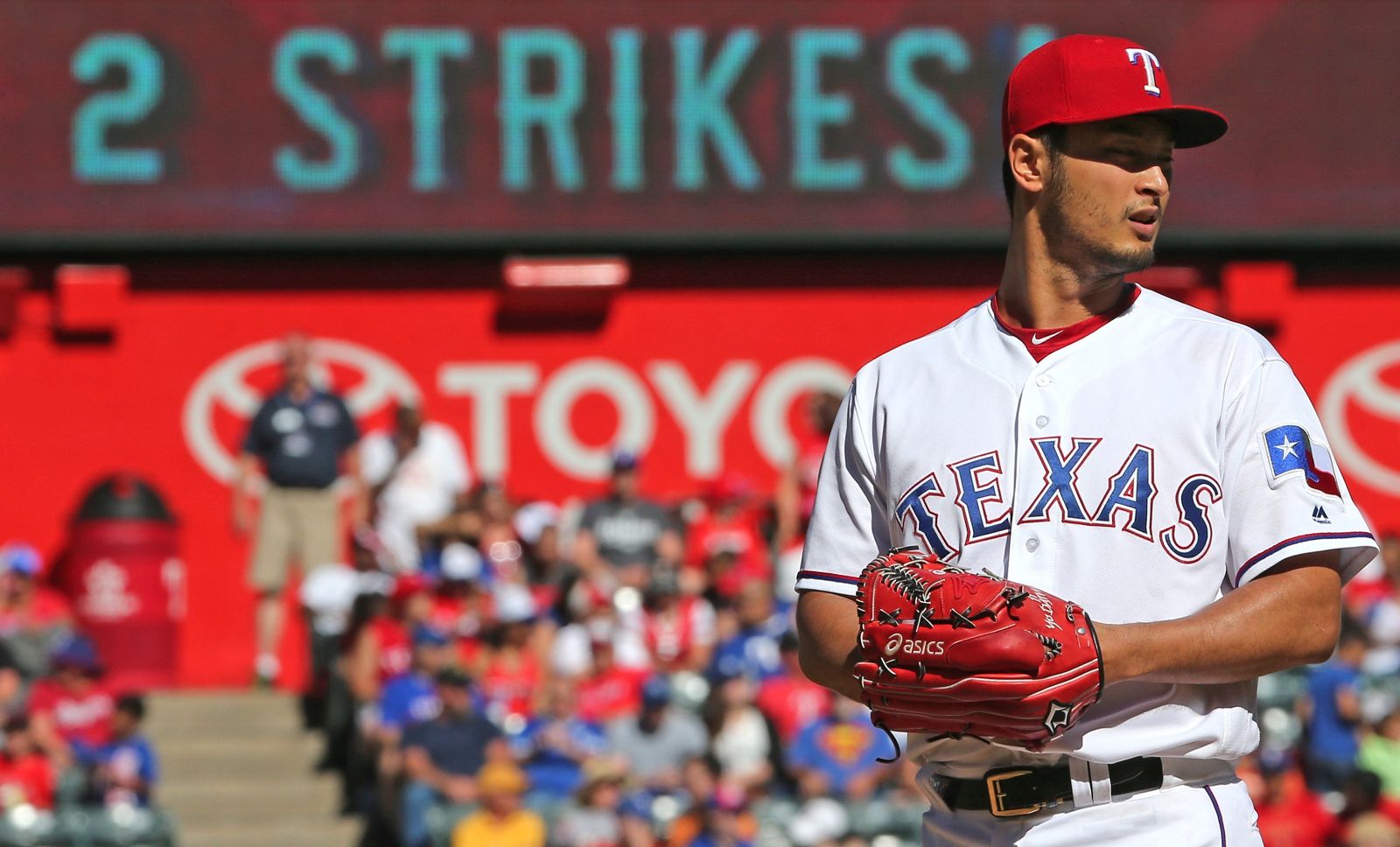 What are the Rangers doing with Yu Darvish episode artwork