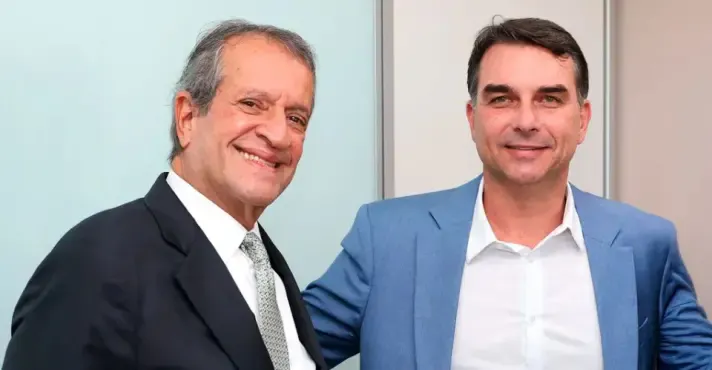 'Flávio Bolsonaro não estava preparado para ser candidato, diz presidente do PL