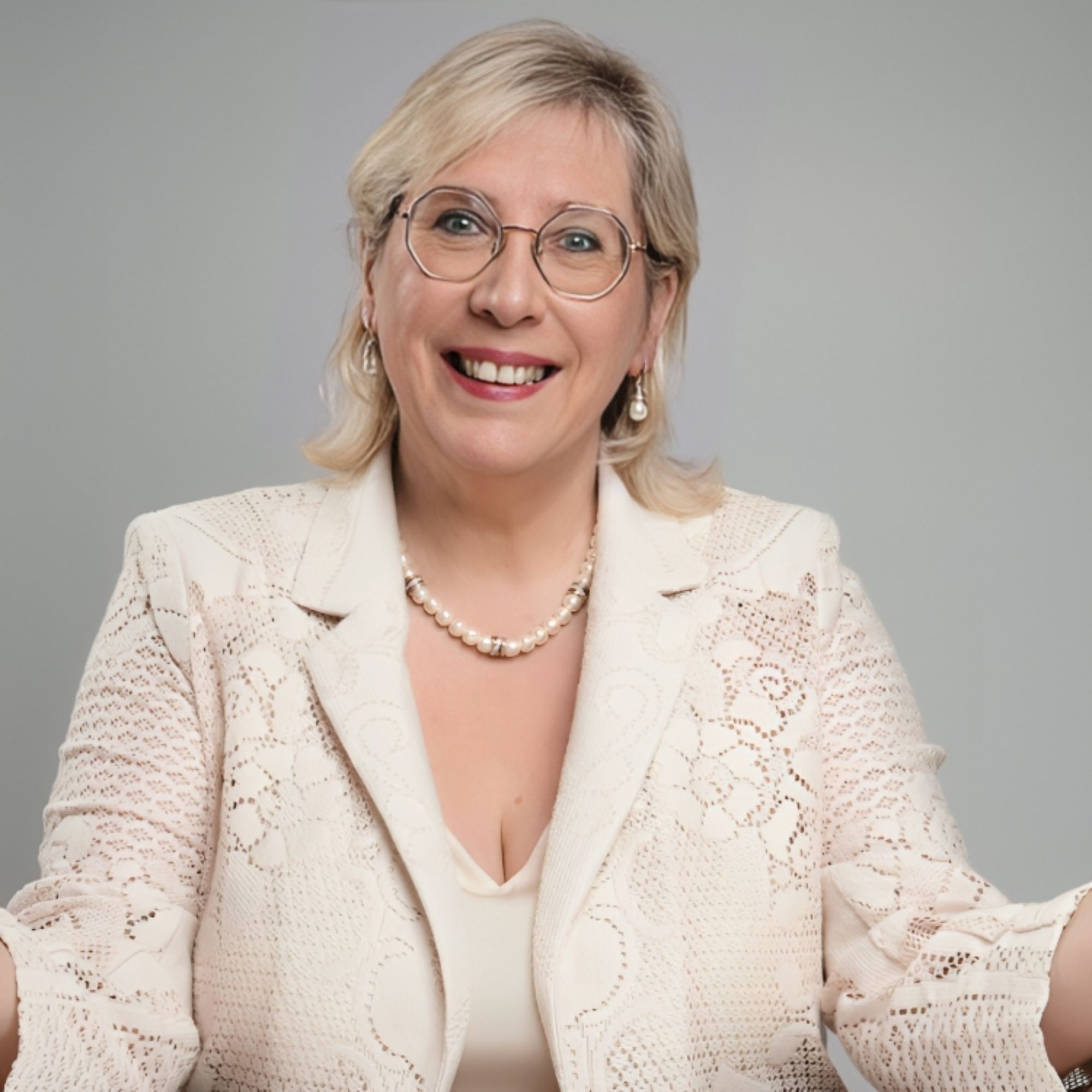 Marie Diamond Releases "Your Home Is a Vision Board: Harness the Secret Manifesting Power of Your Home"