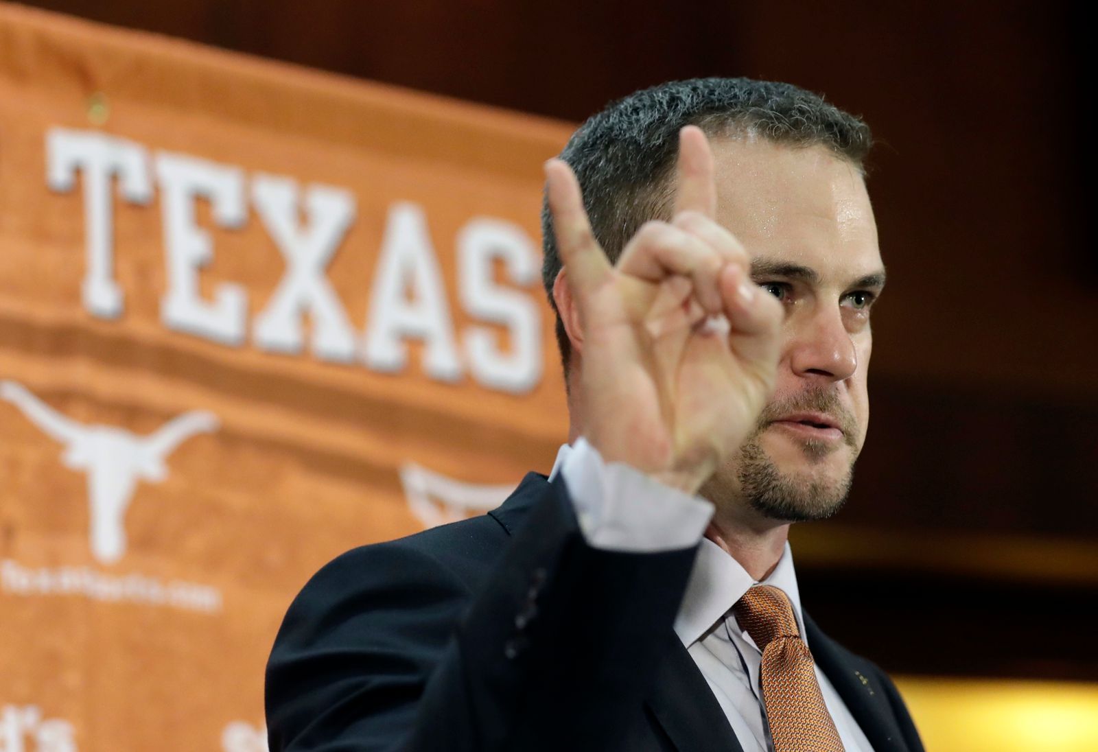 Tom Herman swinging his hammer at Texas means 8 wins this fall episode artwork