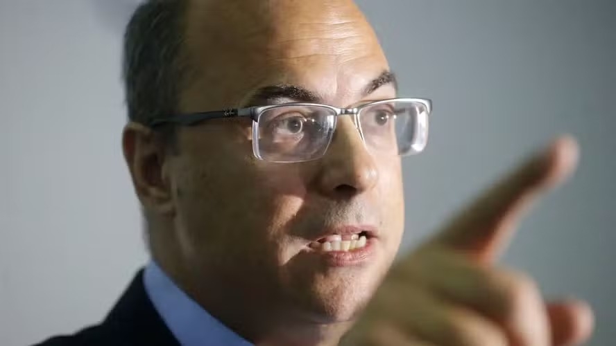 Witzel desiste de candidatura ao governo do Rio e declara apoio a Garotinho episode artwork