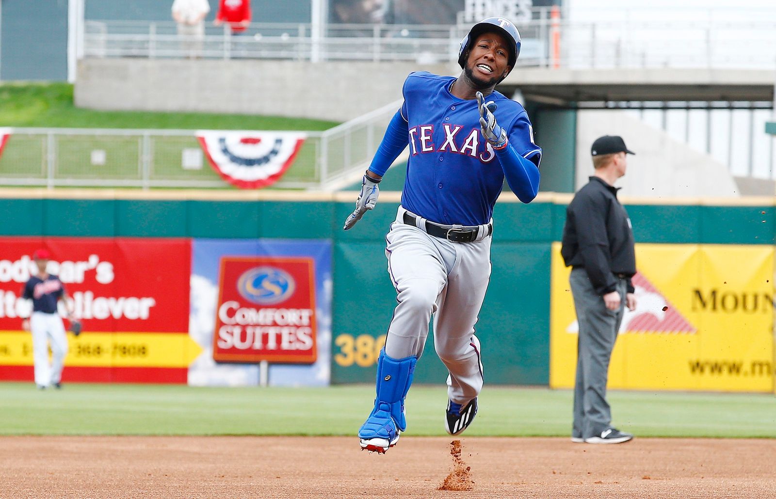 Can Jurickson Profar play centerfield for the Rangers? episode artwork