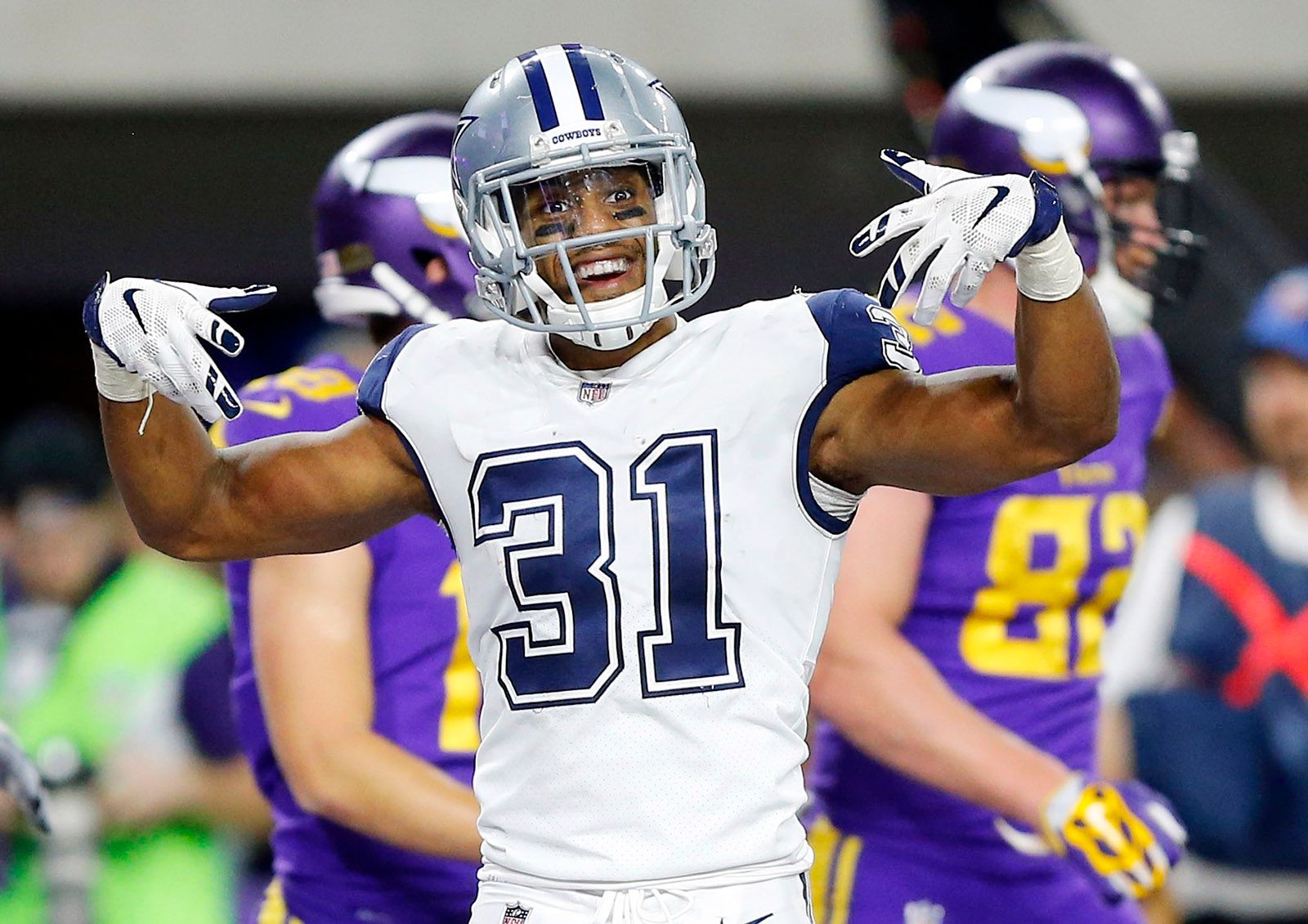 Ballzy hosts Barry Horn with guest David Moore and Bob Sturm discuss  the Dallas Cowboys episode artwork