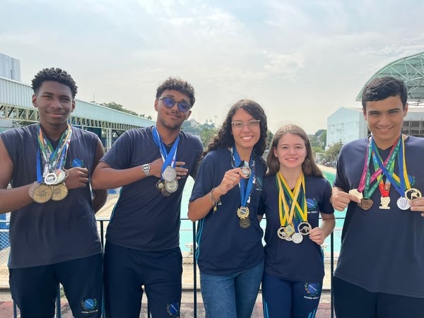 Estudante do Pedro II ganha medalha de ouro em olimpíada de matemática e leva prêmio internacional episode artwork