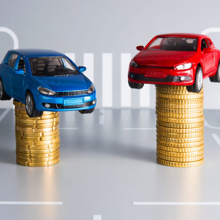 アメリカでも若者世代は「車離れ」している！ 維持費や保険が高い、公共交通機関が便利… Z世代が理由についてディスカッション episode artwork