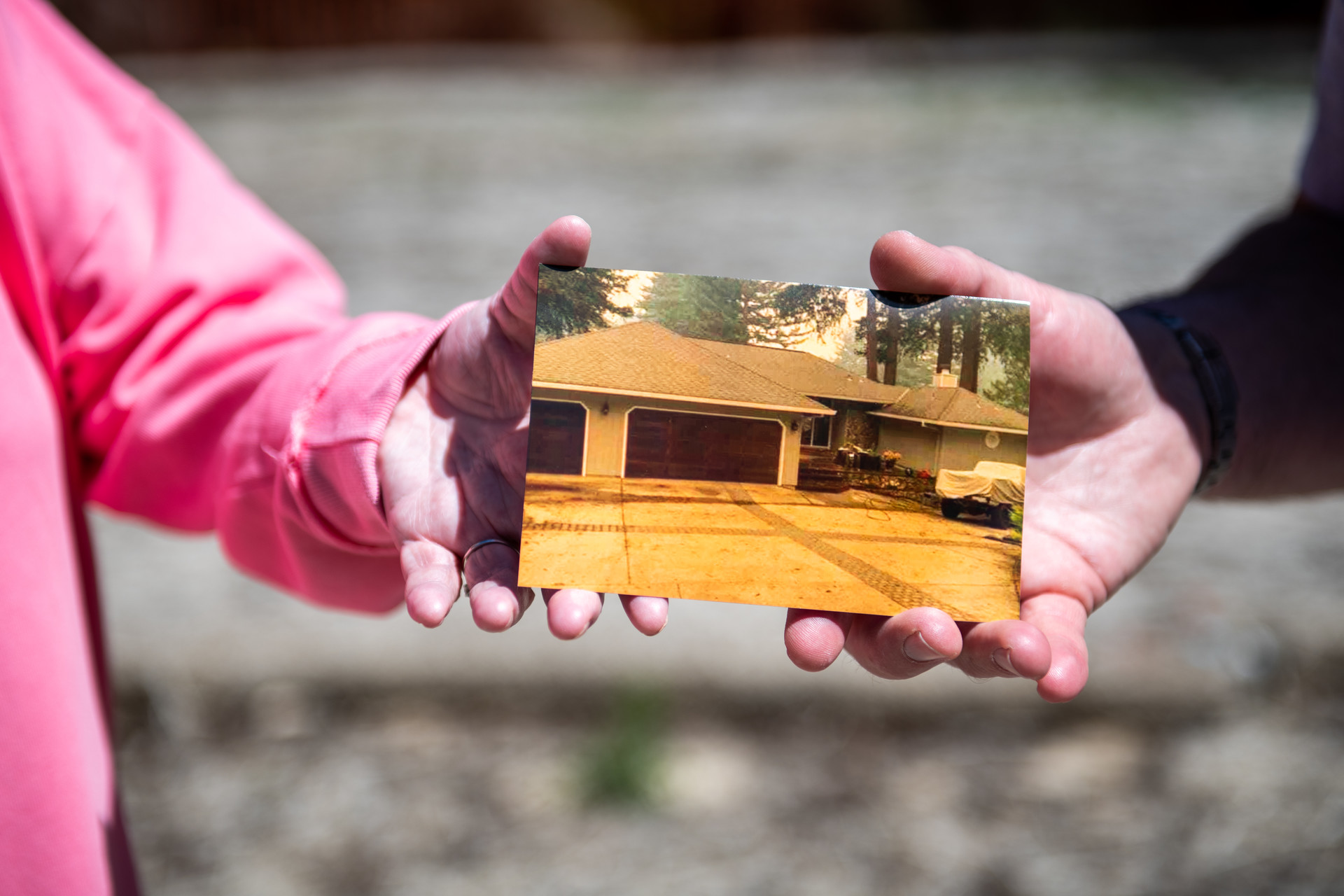 The Santa Cruz Recovery Group Helping Fire Victims Rebuild Their Homes