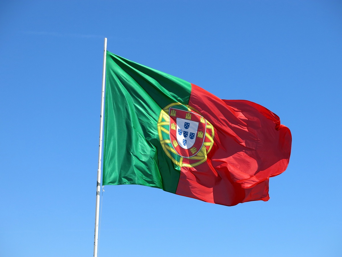 O que muda para brasileiros com a nova lei da nacionalidade portuguesa?