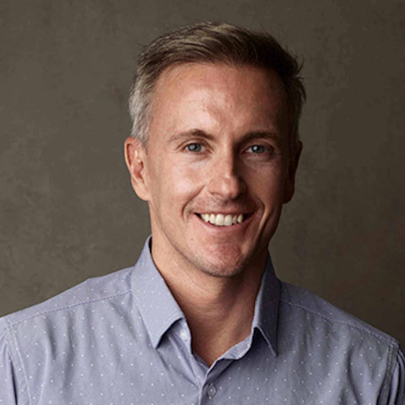 Ep. 432 AI in Medicine: Navigating the New Frontier with Confidence with Dr. Matthew Lungren episode artwork