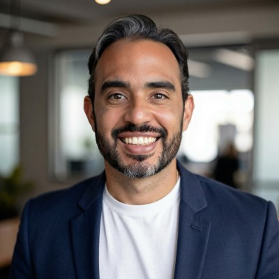 Building Scalable Organizations in the AI Era Through Smarter Organizational Architecture episode artwork