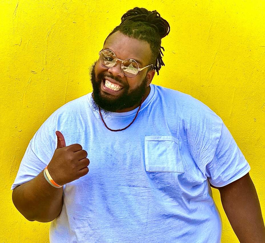 The Maverick Show: Remote Entrepreneurship and World Travel