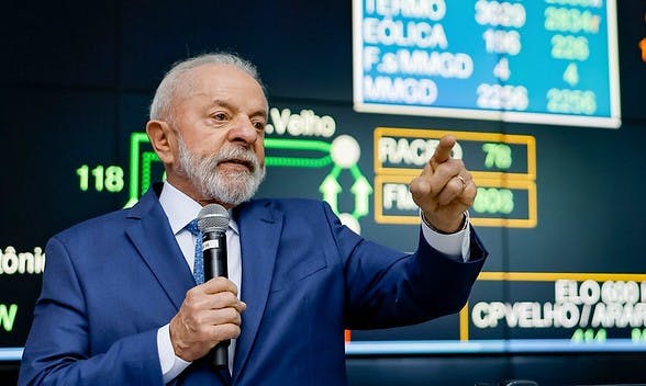 'Brasil é dono do próprio nariz', diz Lula em recado a Trump 'Brasil é dono do próprio nariz', diz Lula em recado a Trump