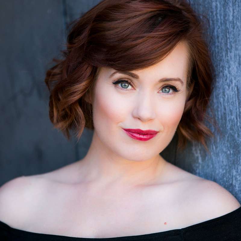 E534 Geekscape 534: Paula Rhodes Talks Her 'Delicate State'!