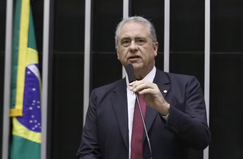 Relator diz que governo pode recorrer a decretos e portarias se MP do IOF cair