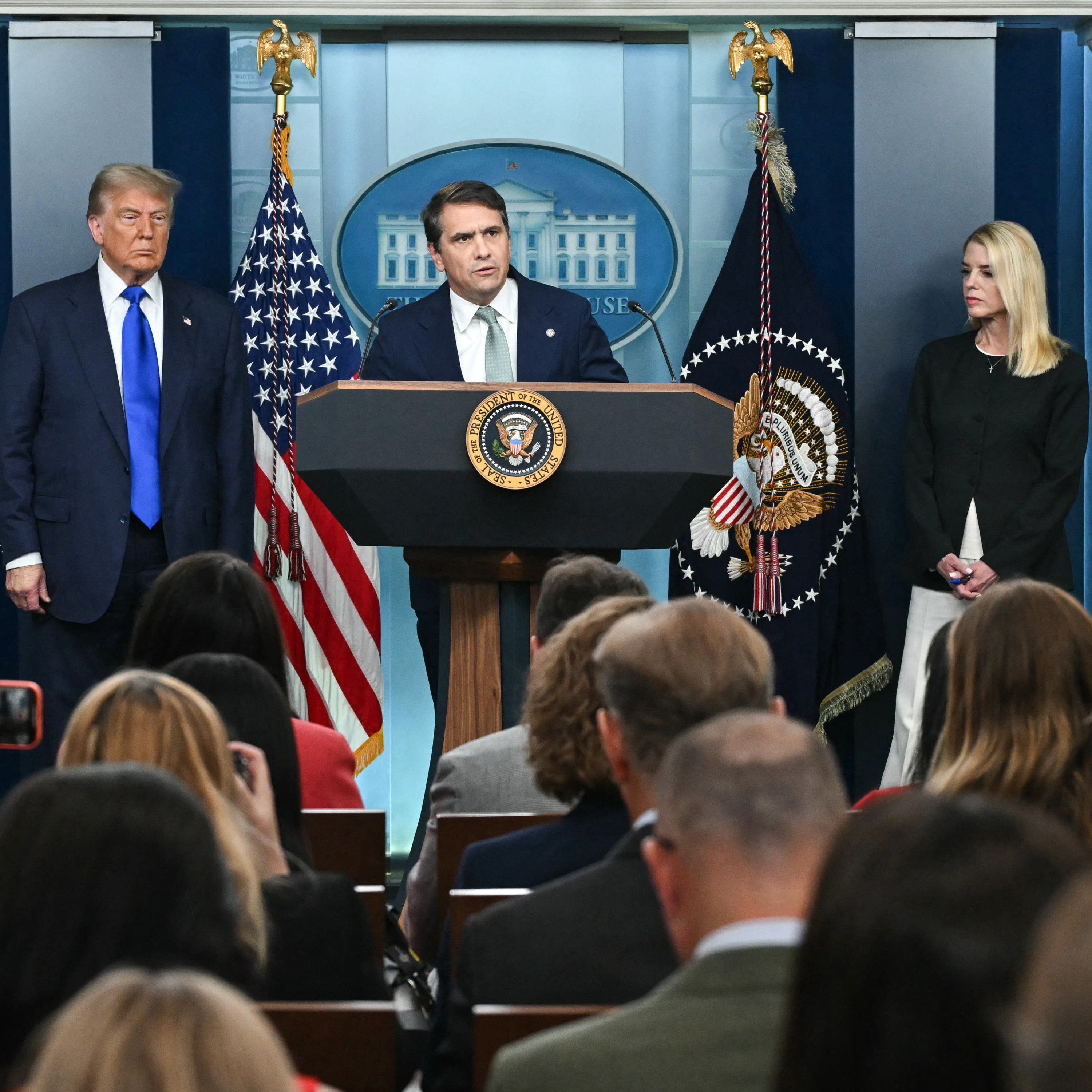 Swalwell, Blanche, Bondi & Presidential Records Act (with Mimi Rocah)