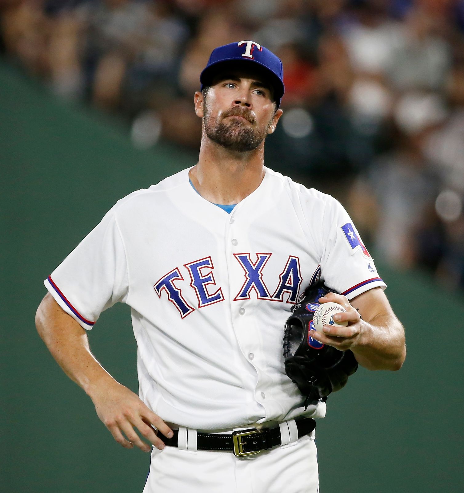 Rangers: What is going on with Cole Hamels and Rougned Odor is on fire at the plate episode artwork