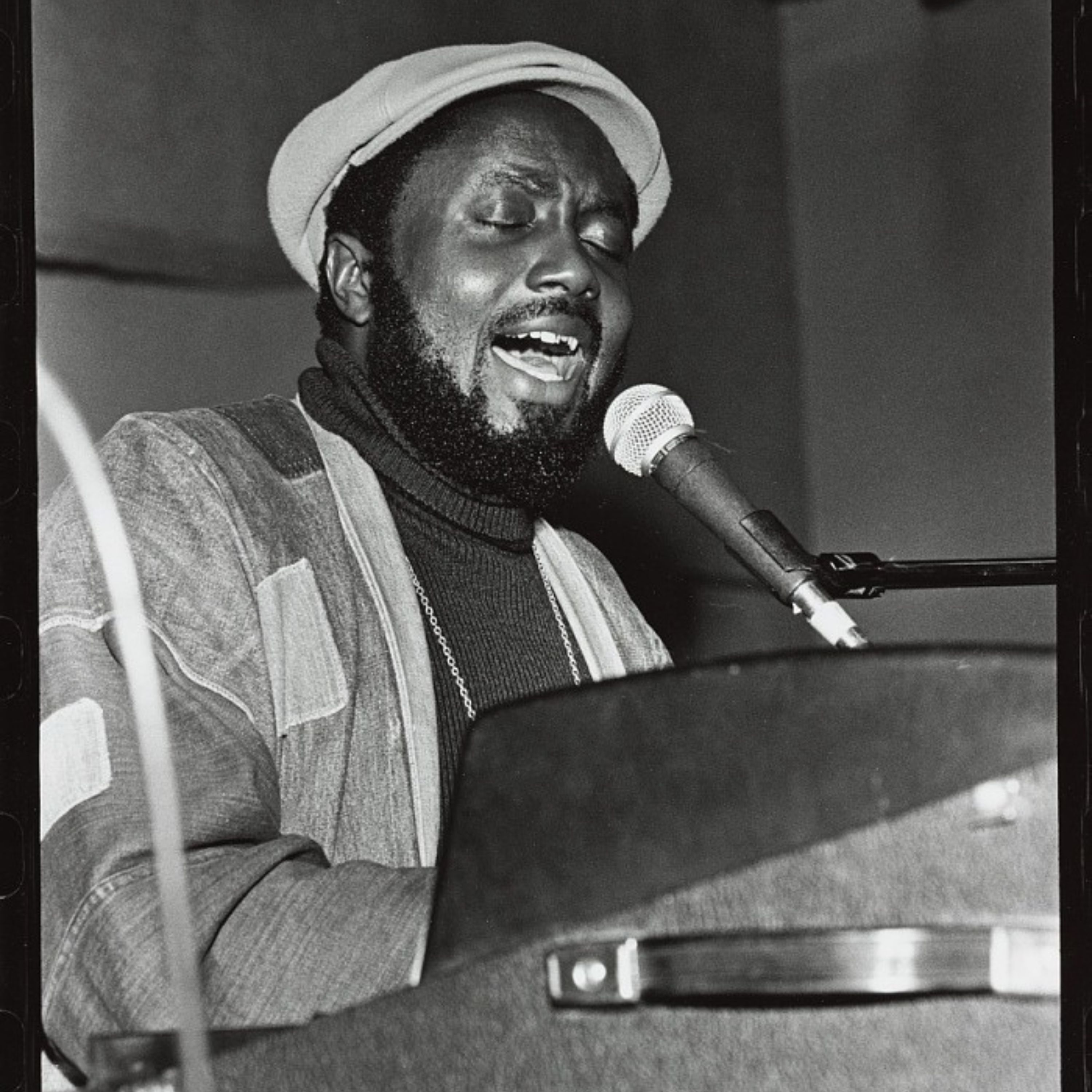 #OTD: Remembering Donny Hathaway, Born Oct. 1, 1945