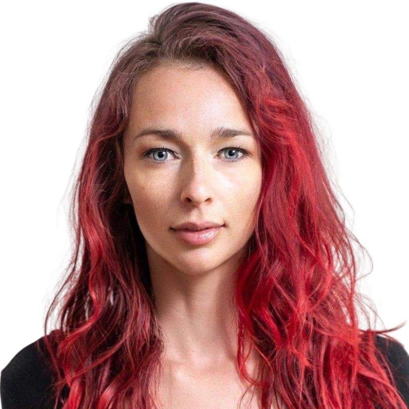 Building Empowered, Female-Centering Digital Nomad Communities with Brittnee Bond (Ep 95)