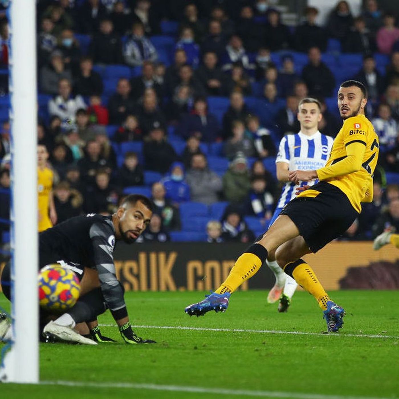 Back To Winning Ways vs Brighton, Terrible Refs & A Look To Chelsea episode artwork