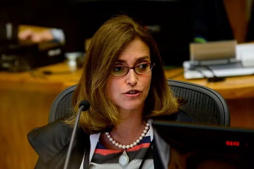 Isabel Gallotti deixa comissão do STJ que apura denúncia de assédio sexual contra Marco Buzzi