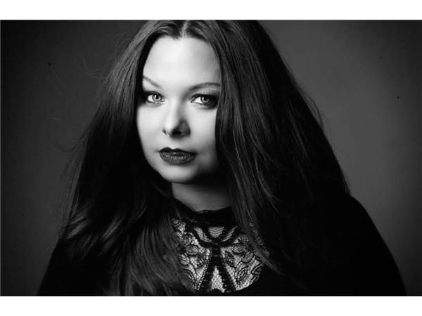 Connecting Kansas Citians to Fashion, with Calli Green episode artwork