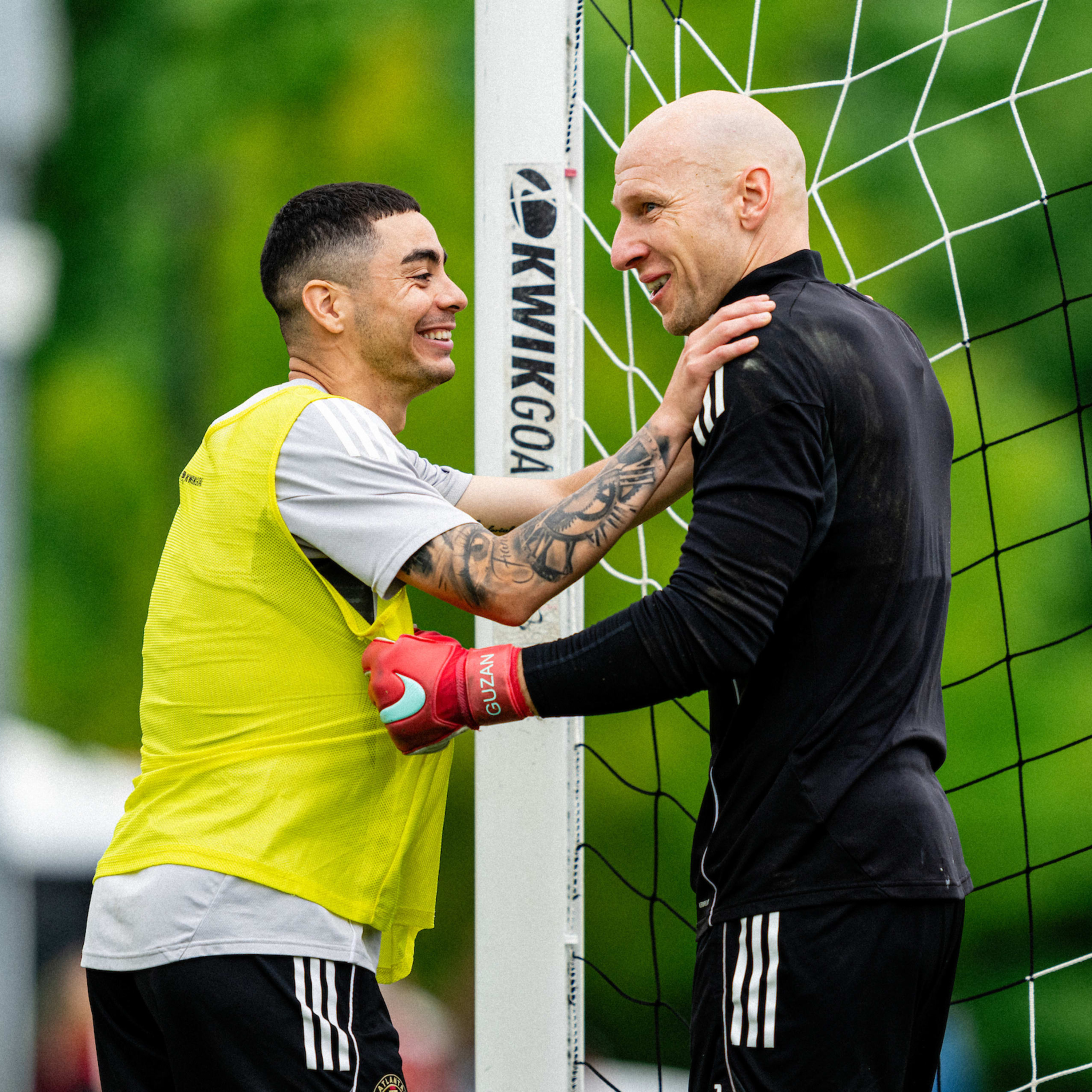 ARE THE ATL UTD TRAINING SESSIONS INTENSE AND COMPETITIVE ENOUGH? | FIVE STRIPE WEEKLY #364 episode artwork