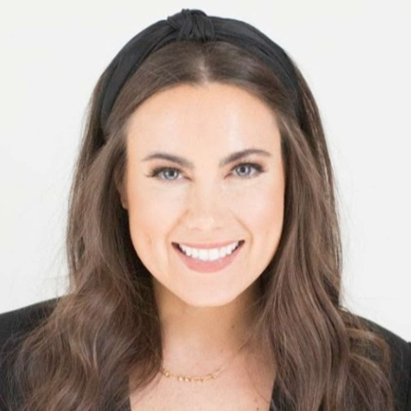 Liz IlIg Helps Entrepreneurs Scale episode artwork