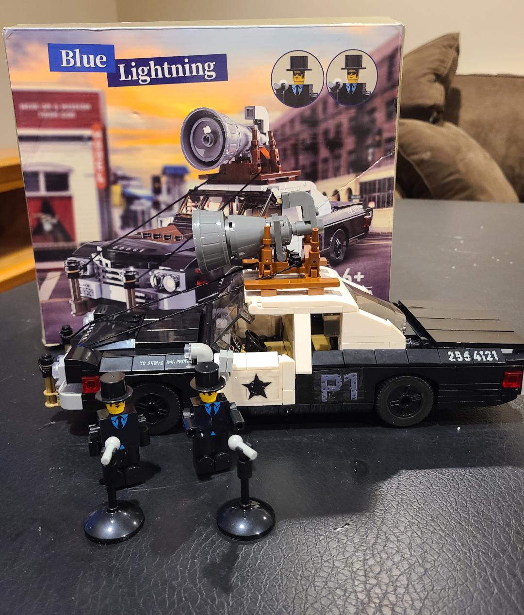 "LEGO" Blues Mobile
