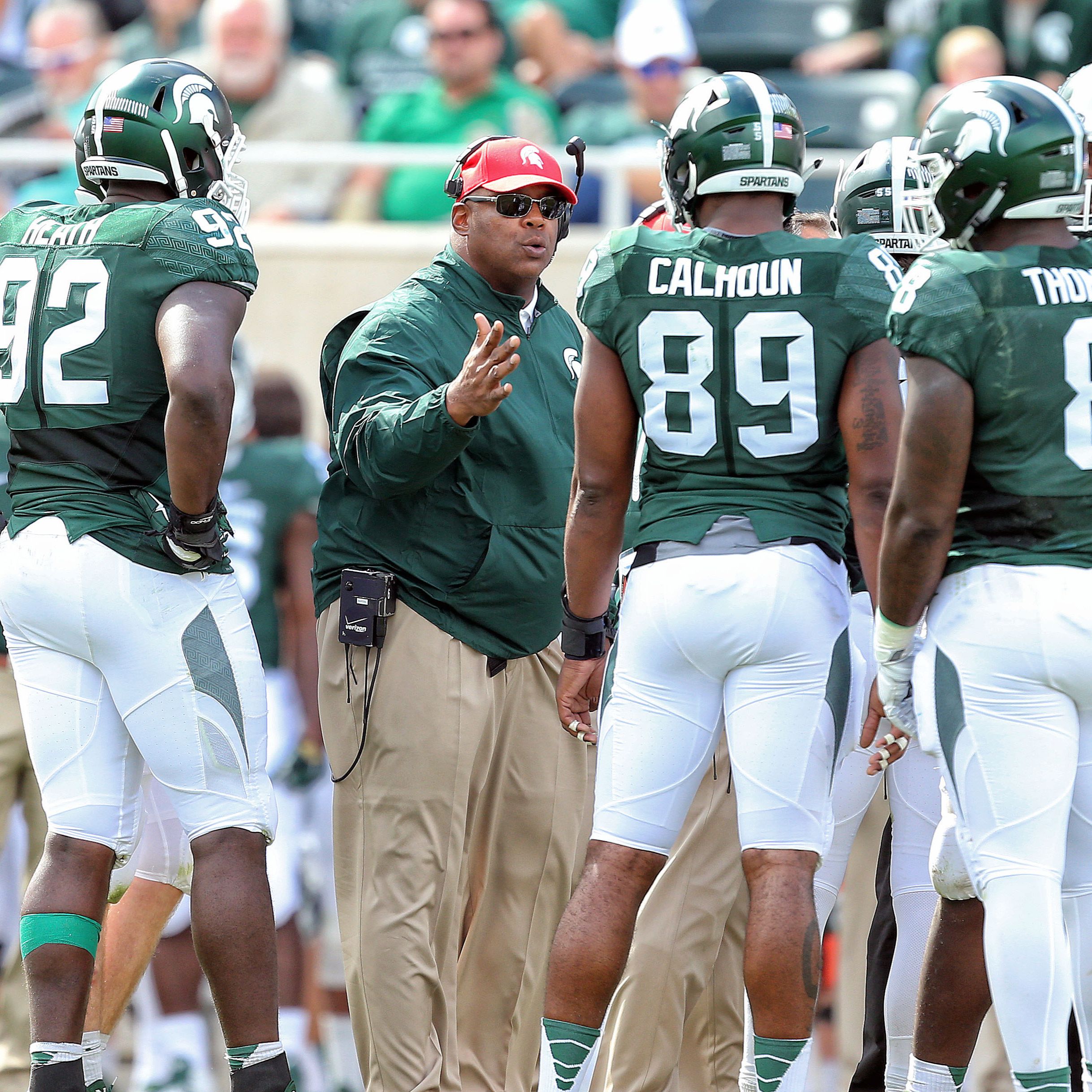 Finishing off the coaching staff and a return to recruiting (Episode 47)