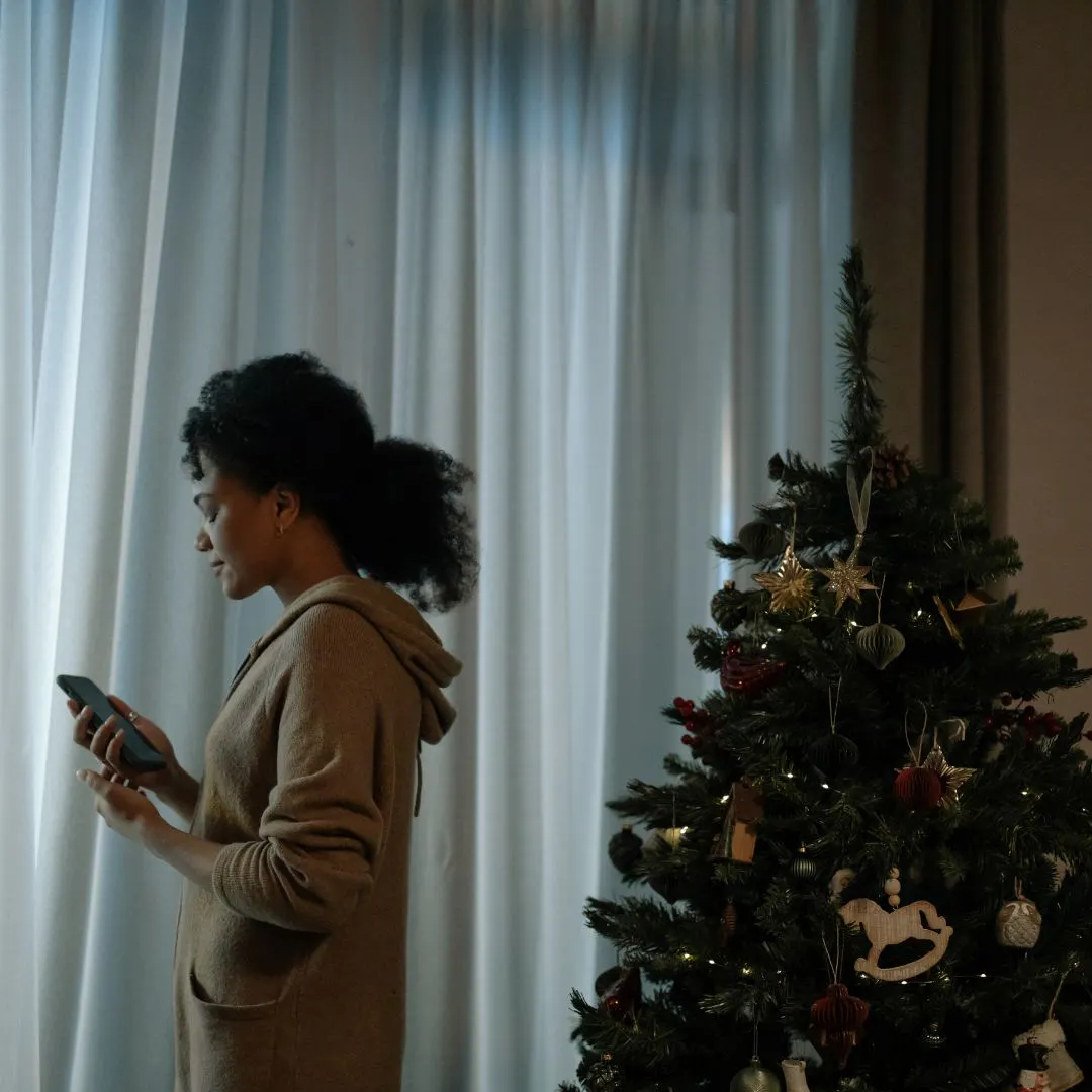 Qu’est-ce que le prowling, ce comportement amoureux toxique ?