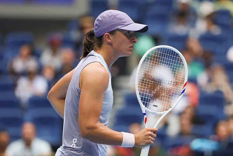 WTA Wuhan Latest: Iga Swiatek beats Belinda Bencic to set up Jasmine Paolini quarter-final | Aryna Sabalenka - Elena Rybakina preview