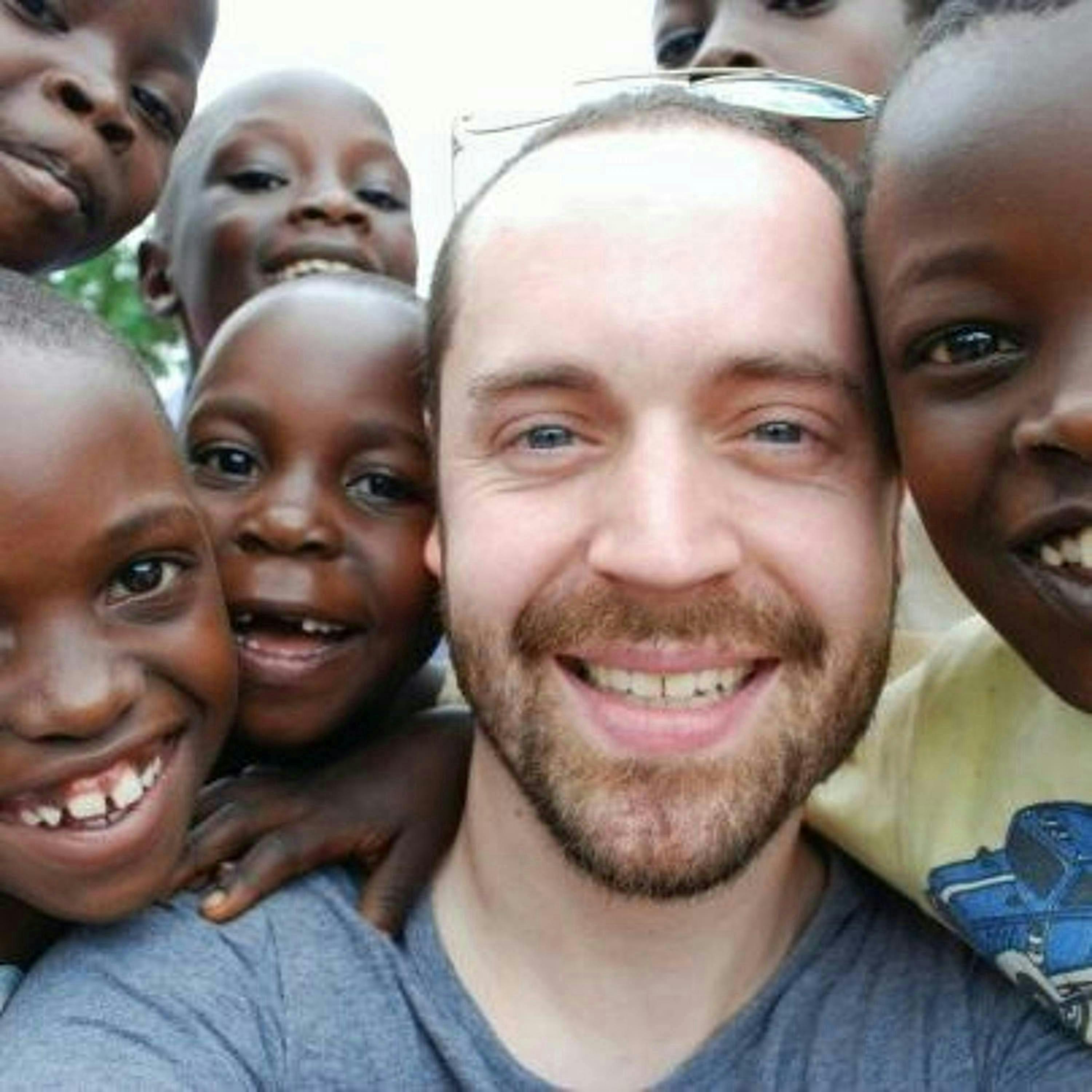 52 - Jesse Sprinkle of Poor Old Lu, Dead Poetic, and Demon Hunter talks Uganda, Life and Music