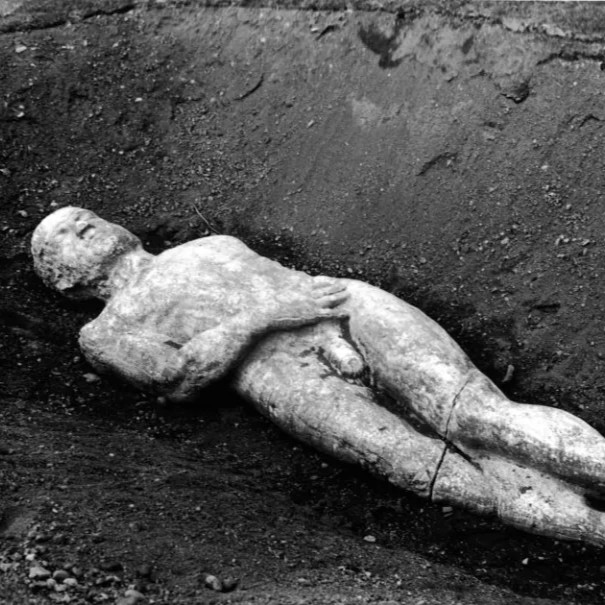 Il Gigante di Cardiff: quando la scienza beffa la religione - AperiStoria #291