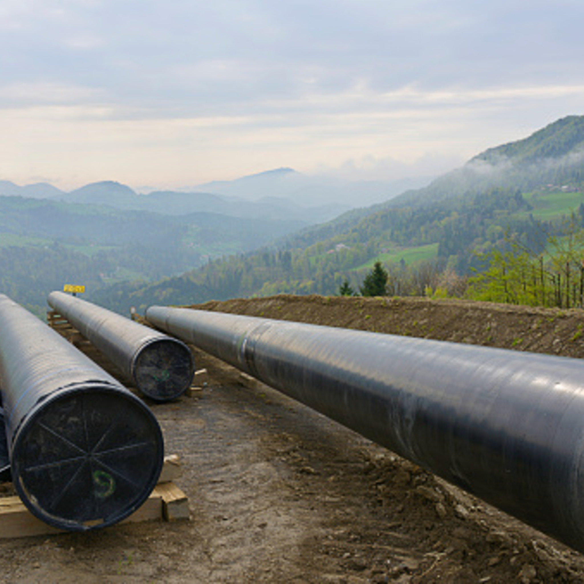What Legal Hang-ups Could Kinder Morgan Face?