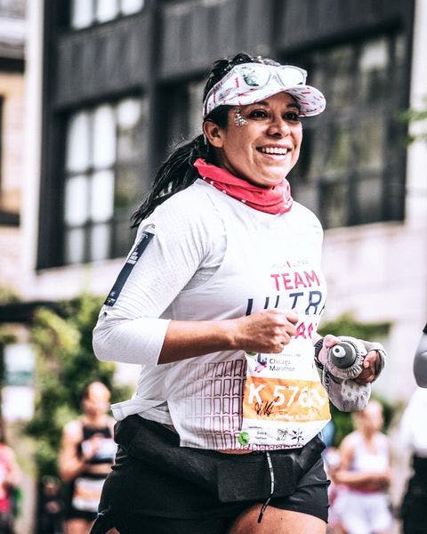06 Vivian Anderson-Barrera- "Vencí el Maratón y también el Cancer."